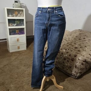 Levi’s Mid Rise Skinny Jeans | Approx 30” Waist | See Measurements
